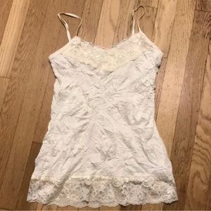 MAURICE • LACE TRIM CRINKLE CAMI CREAM • SZ. SMALL